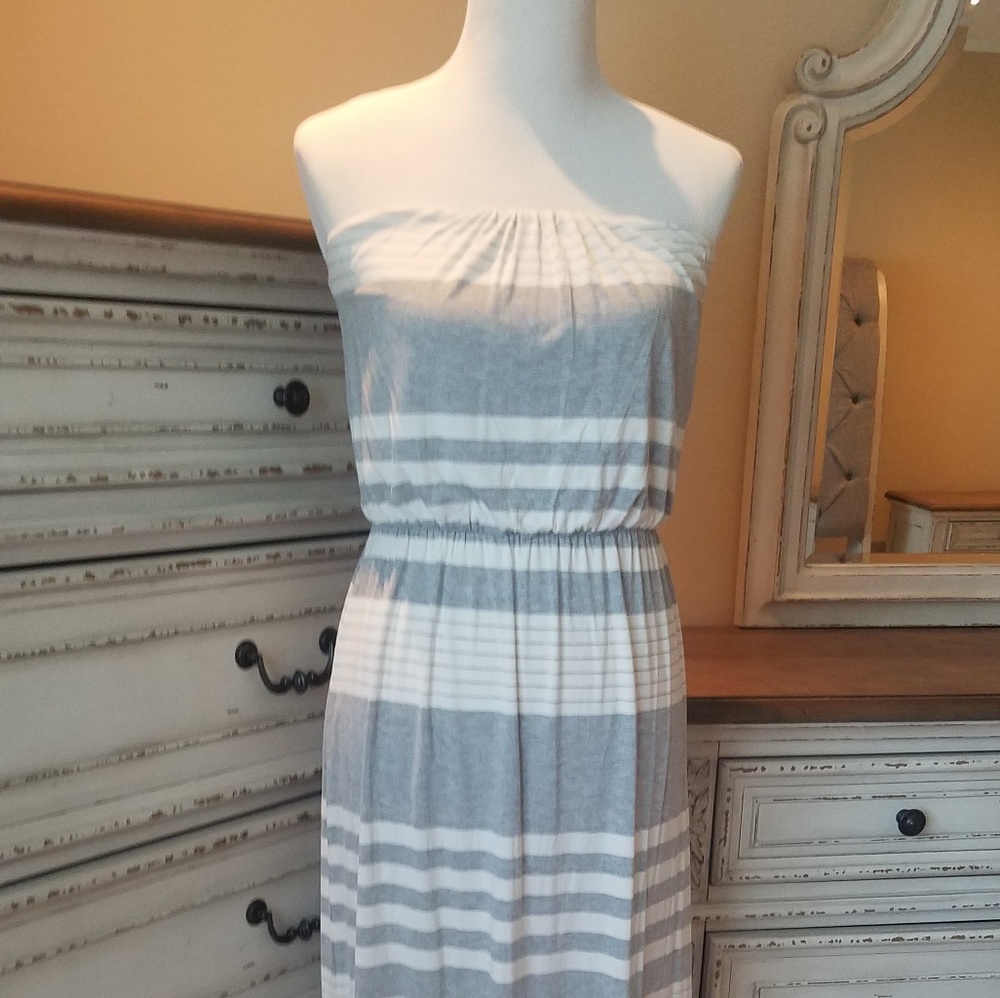 Elaine Rose Gray White Stripe Midi Dress Small